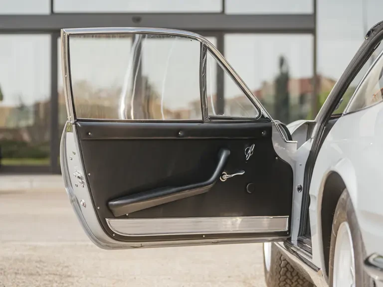 1967 Ferrari Daytona Berlinetta - Image 24 of 31