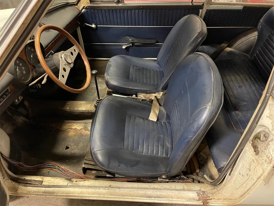 1967 Fiat 850 - Image 13 of 23