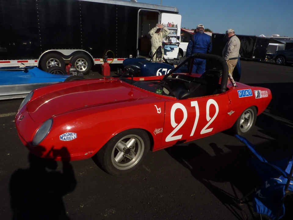 1967 Fiat 850 Spider - Image 4 of 31