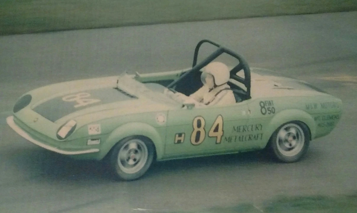 1967 Fiat 850 Spider - Image 26 of 31