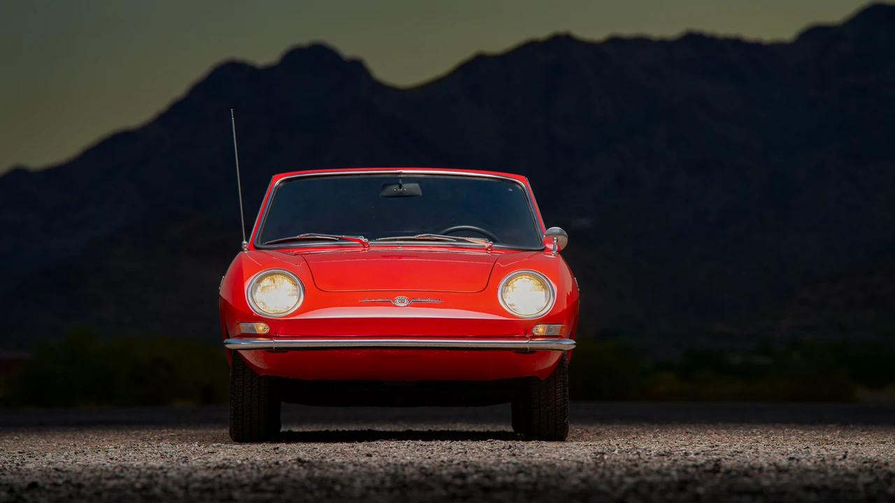 1967 Fiat 850 Spider - Image 10 of 31