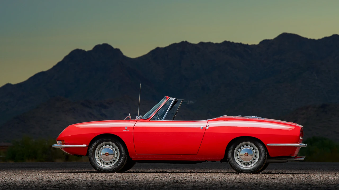 1967 Fiat 850 Spider - Image 15 of 31
