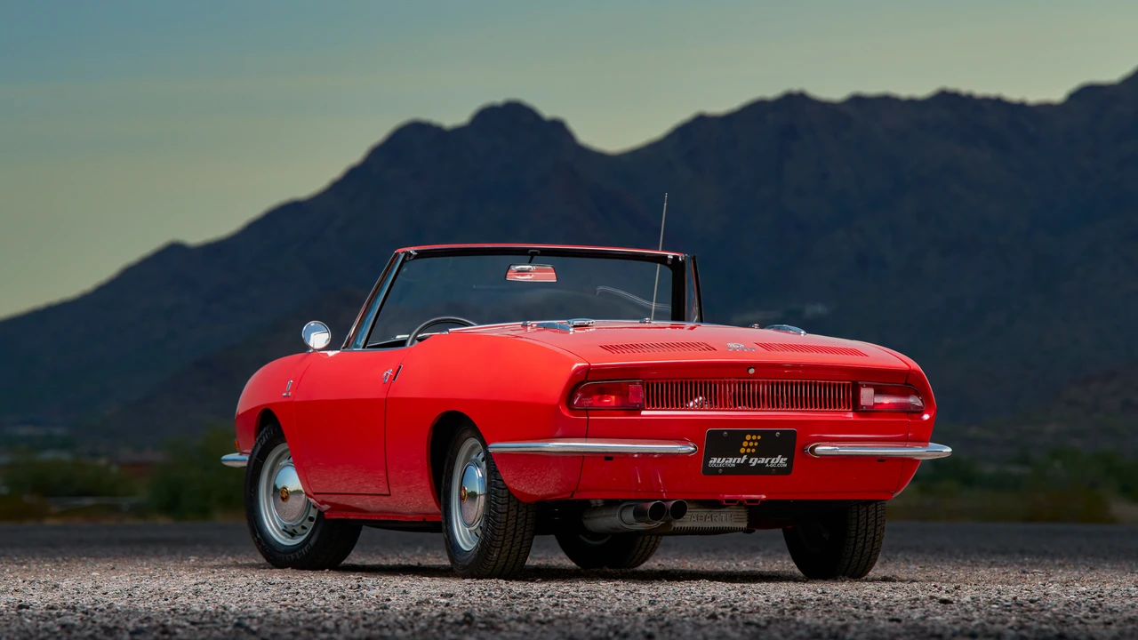 1967 Fiat 850 Spider - Image 18 of 31