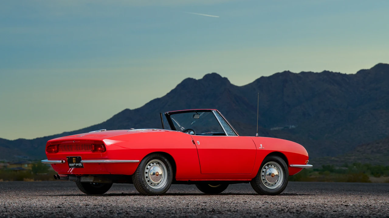 1967 Fiat 850 Spider - Image 24 of 31