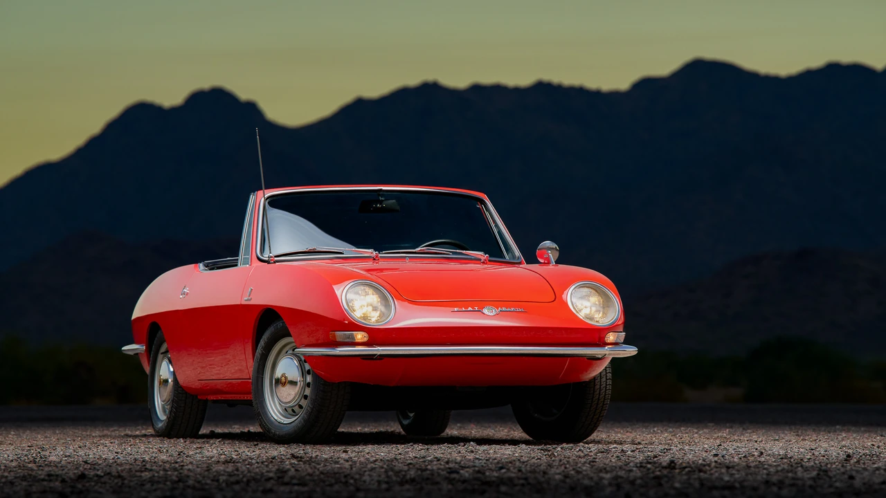 1967 Fiat 850 Spider - Image 3 of 31