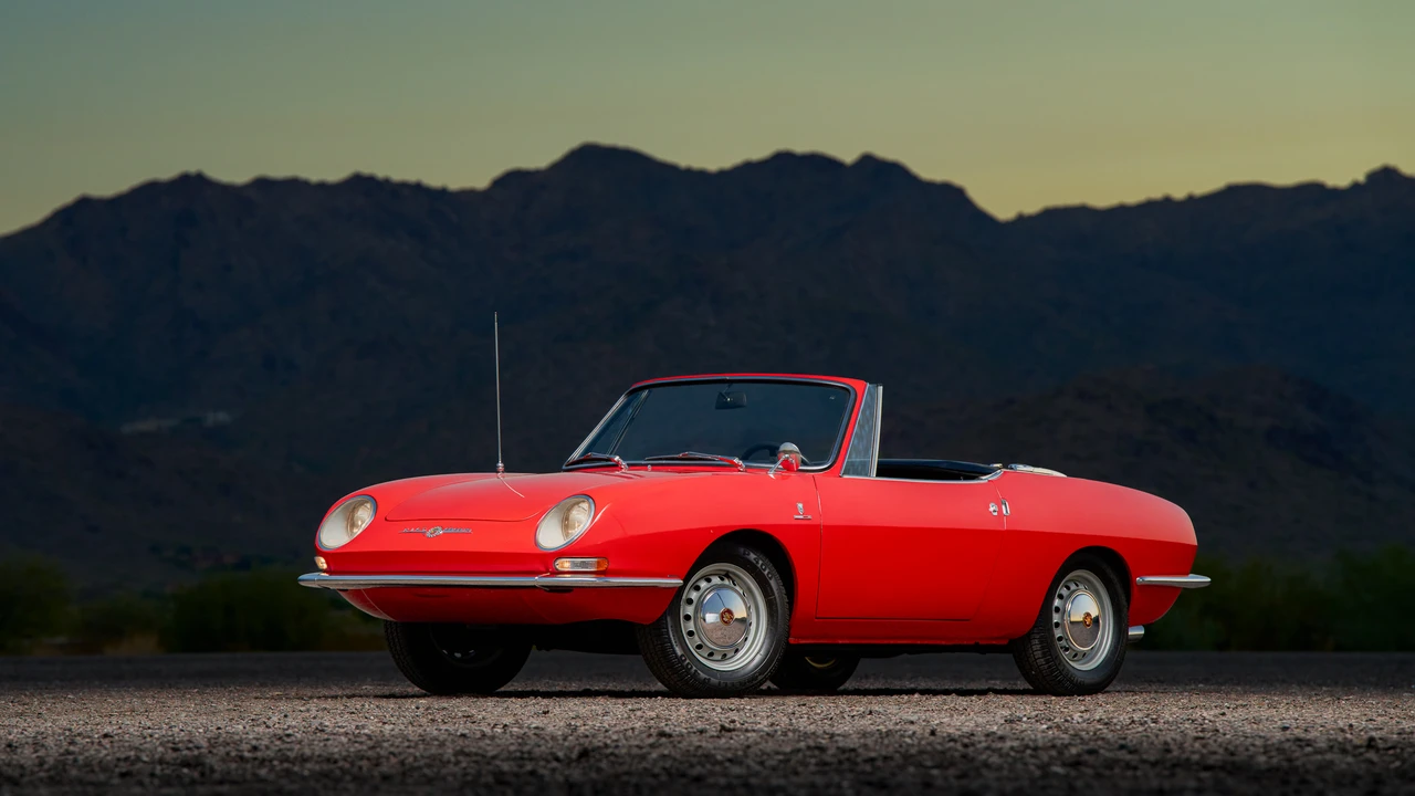 1967 Fiat 850 Spider - Image 7 of 31