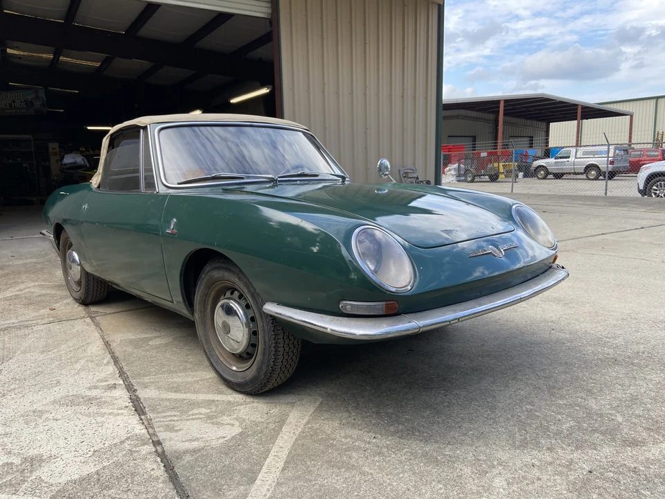 1967 Fiat 850 Spider - Image 4 of 31