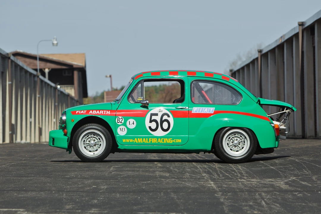 1967 Fiat 850 - Image 9 of 10