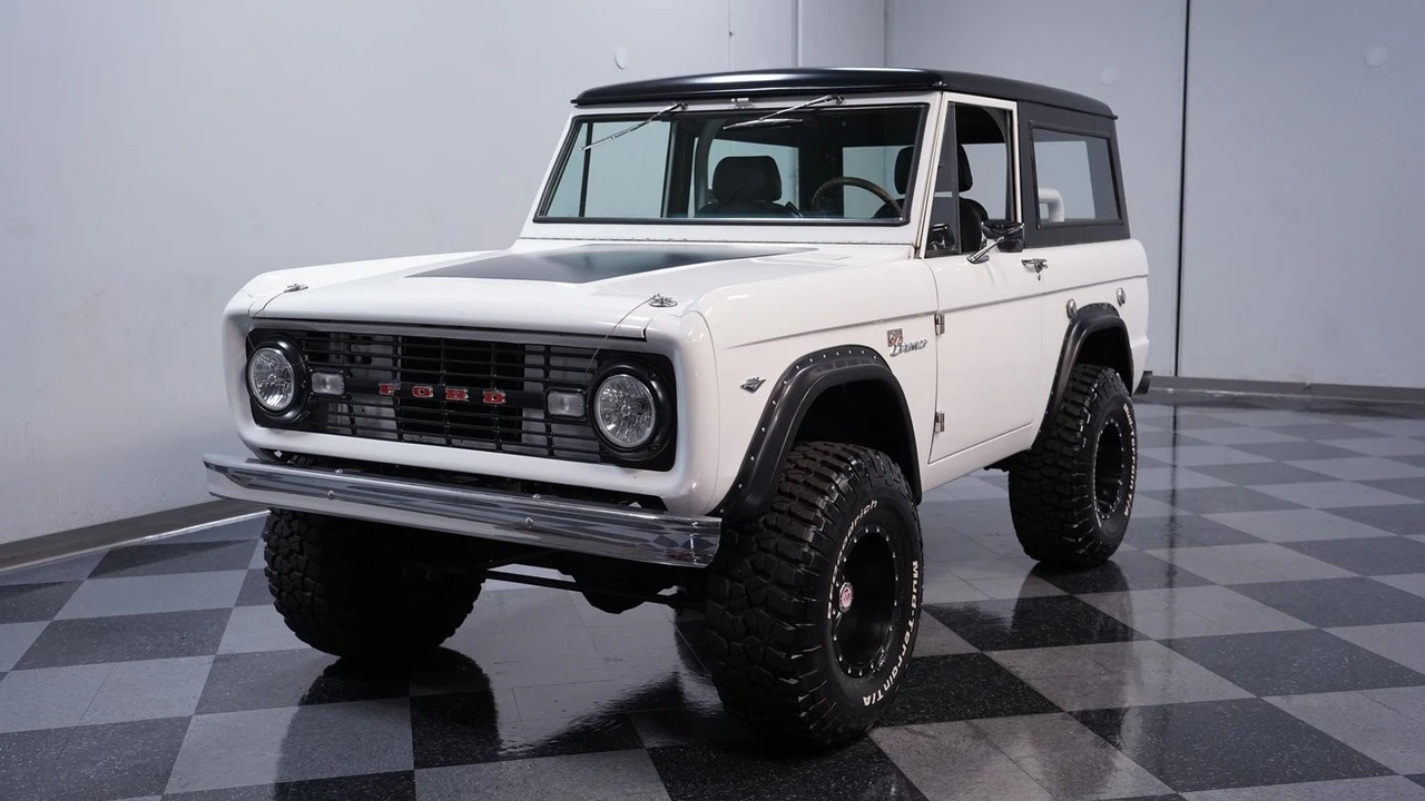 1967 Ford Bronco 1st Gen - Image 16 of 21
