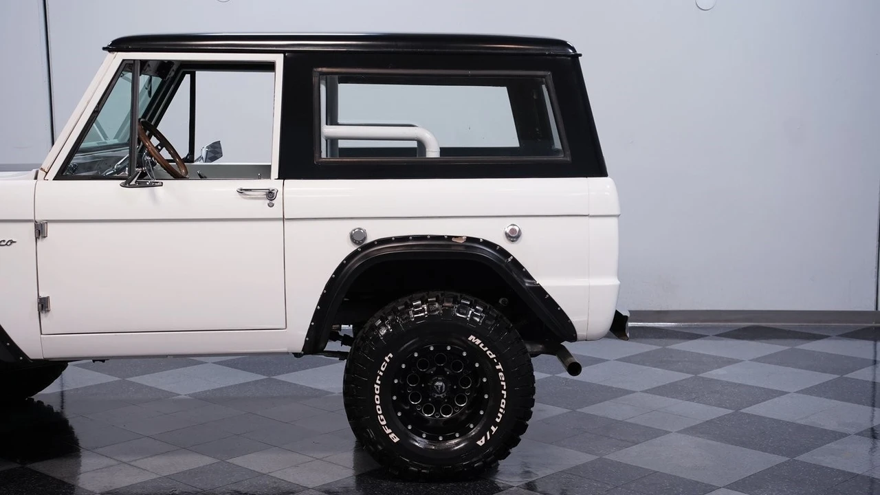 1967 Ford Bronco 1st Gen - Image 20 of 21