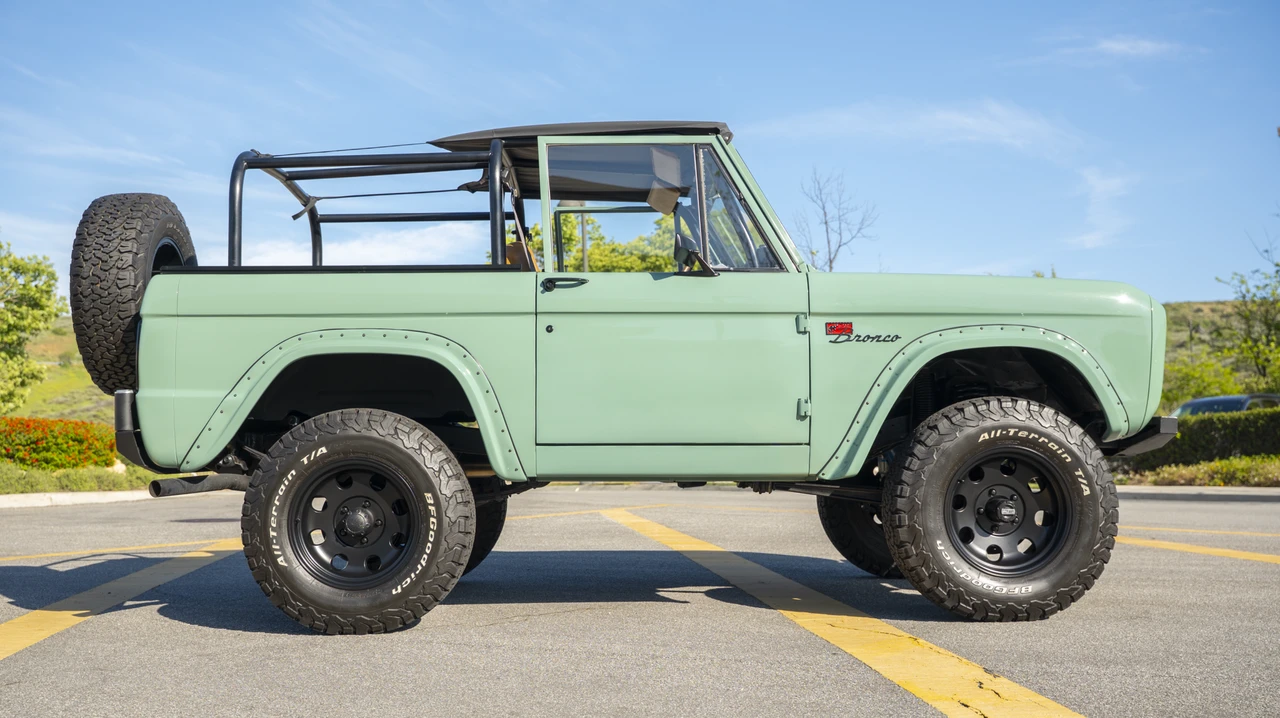 1967 Ford Bronco 1st Gen - Image 16 of 31