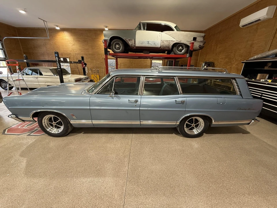 1967 Ford Country Sedan - Image 4 of 31