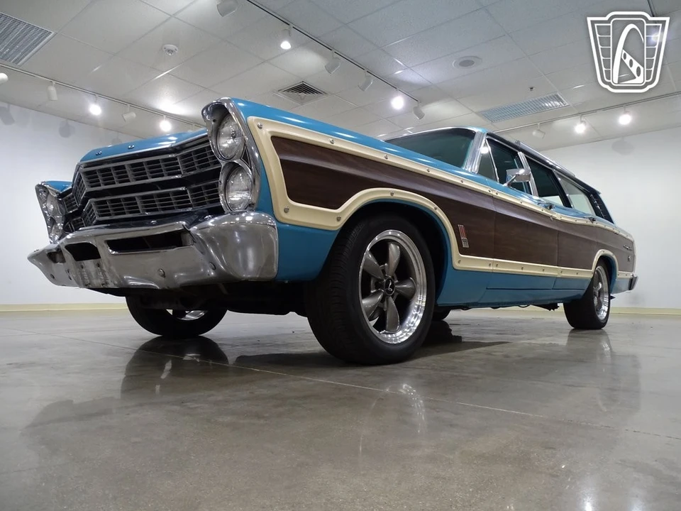 1967 Ford Country Squire - Image 5 of 12