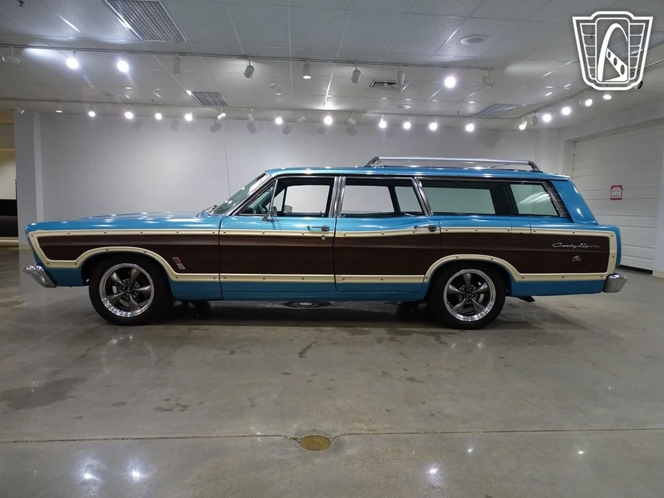 1967 Ford Country Squire - Image 7 of 12