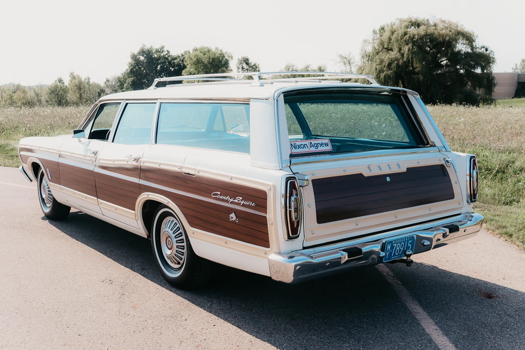 1967 Ford Country Squire - Image 6 of 31