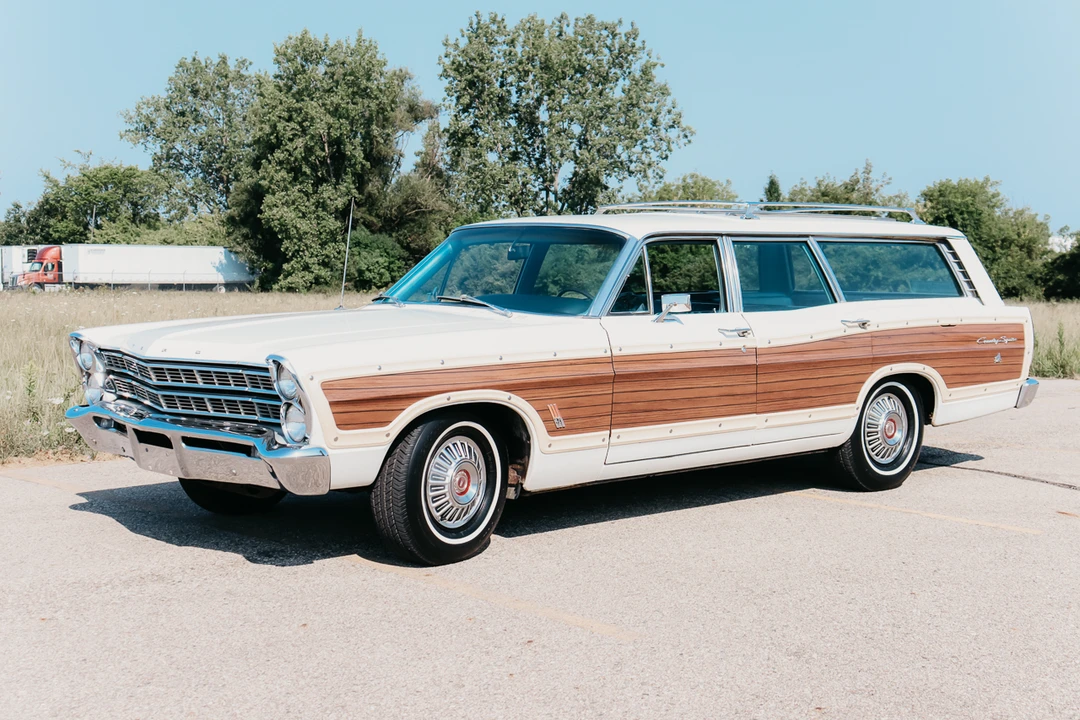 1967 Ford Country Squire - Image 4 of 31