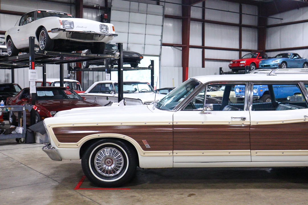 1967 Ford Country Squire - Image 20 of 31