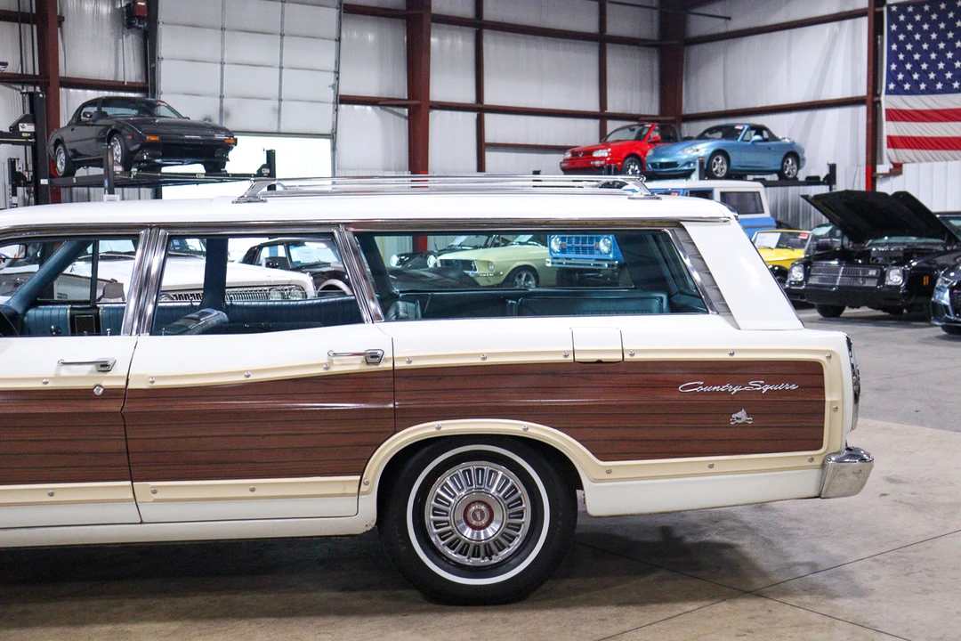 1967 Ford Country Squire - Image 21 of 31