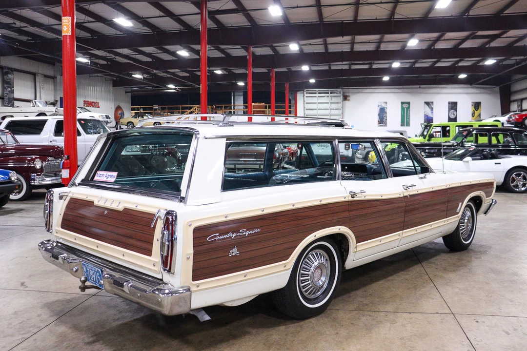 1967 Ford Country Squire - Image 18 of 31