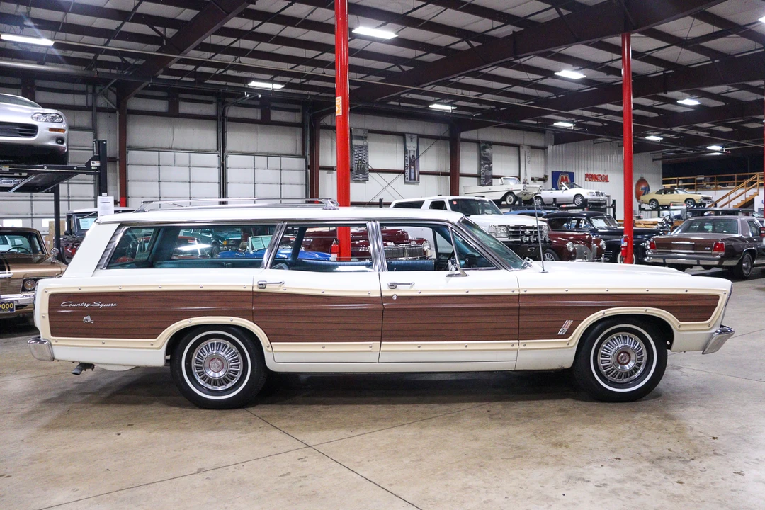 1967 Ford Country Squire - Image 19 of 31