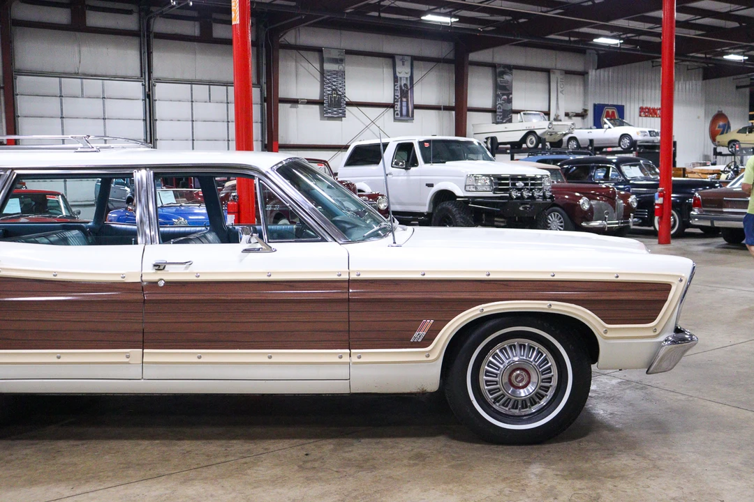 1967 Ford Country Squire - Image 23 of 31