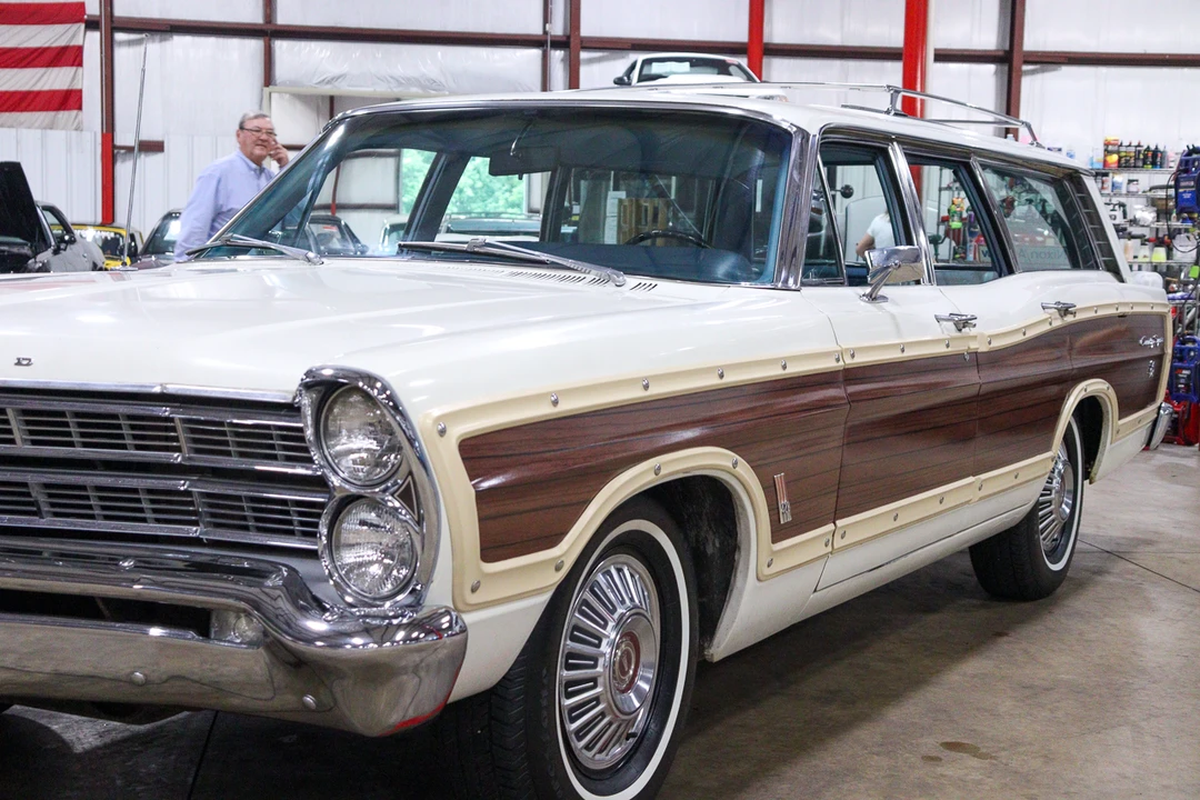 1967 Ford Country Squire - Image 25 of 31