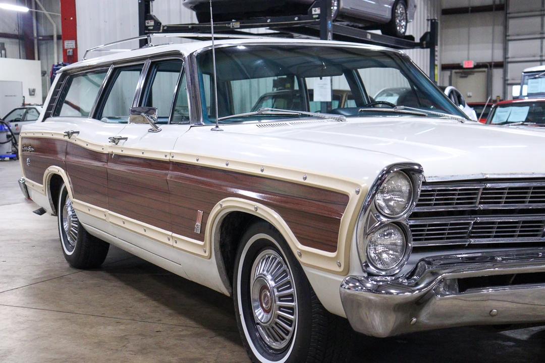 1967 Ford Country Squire - Image 24 of 31