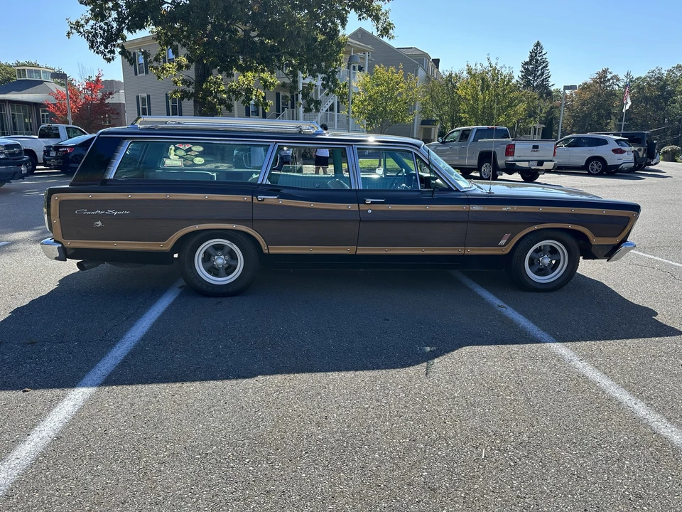 1967 Ford Country Squire - Image 13 of 31