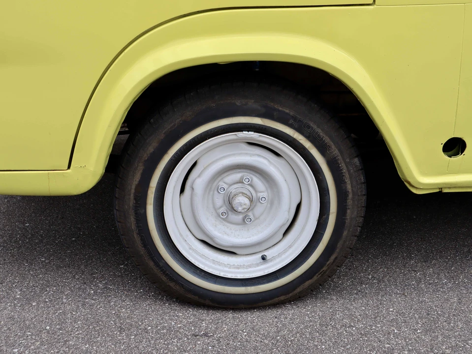 1967 Ford Econoline Van - Image 25 of 31