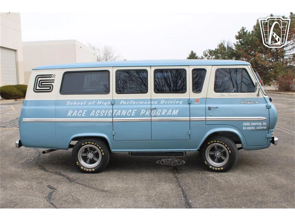 1967 Ford Econoline Van - Image 18 of 31