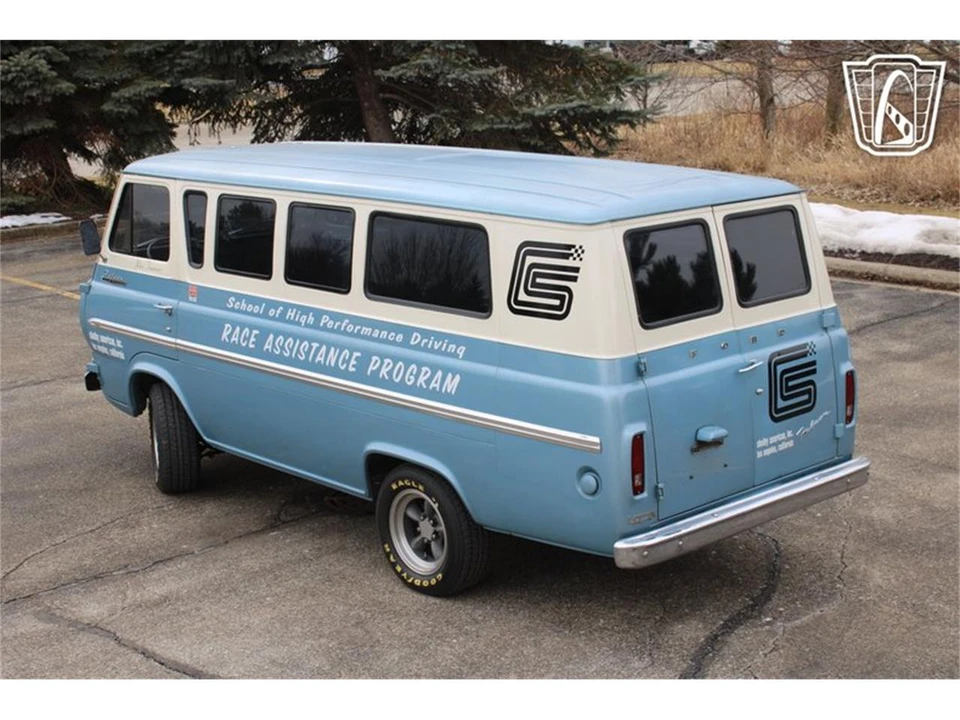 1967 Ford Econoline Van - Image 8 of 31