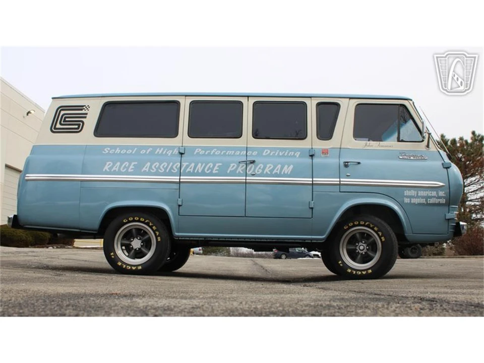 1967 Ford Econoline Van - Image 19 of 31