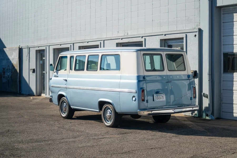 1967 Ford Econoline Van - Image 11 of 17