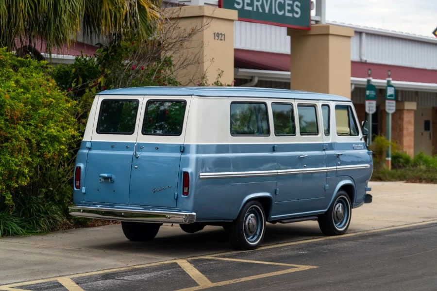 1967 Ford Econoline Van - Image 3 of 19