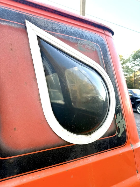 1967 Ford Econoline Van - Image 8 of 21