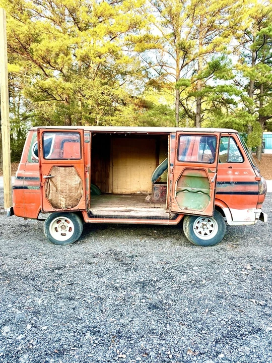 1967 Ford Econoline Van - Image 14 of 21