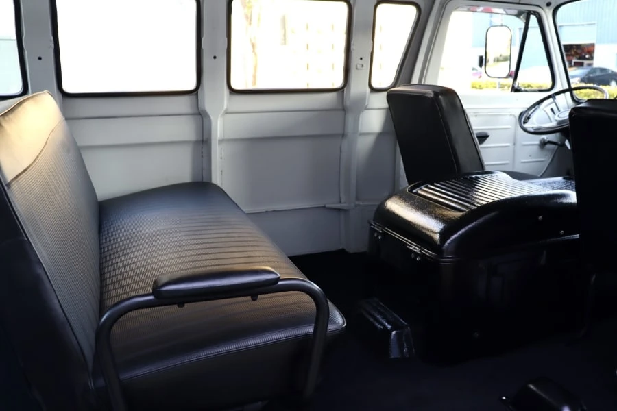 1967 Ford Econoline Van - Image 26 of 31