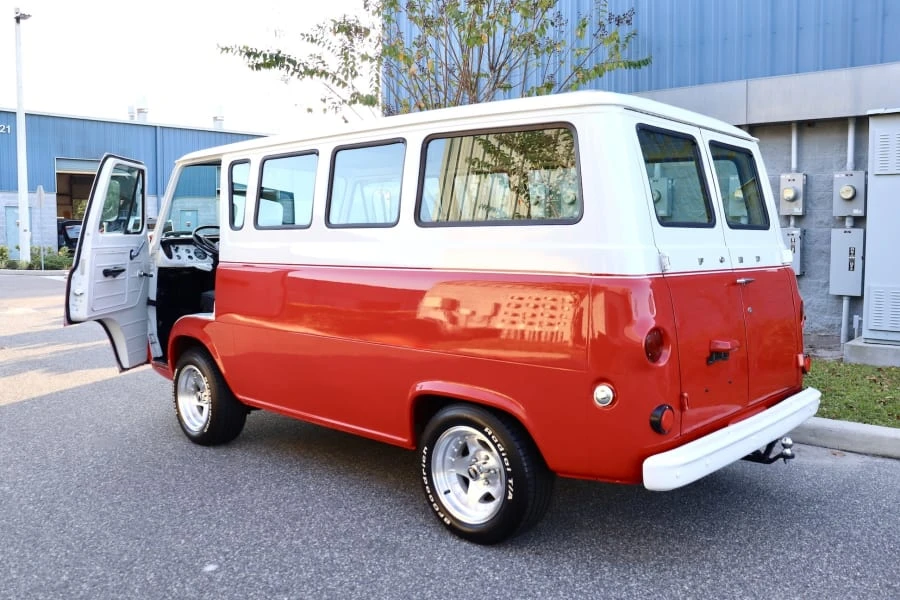 1967 Ford Econoline Van - Image 20 of 31