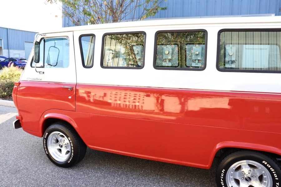 1967 Ford Econoline Van - Image 15 of 31