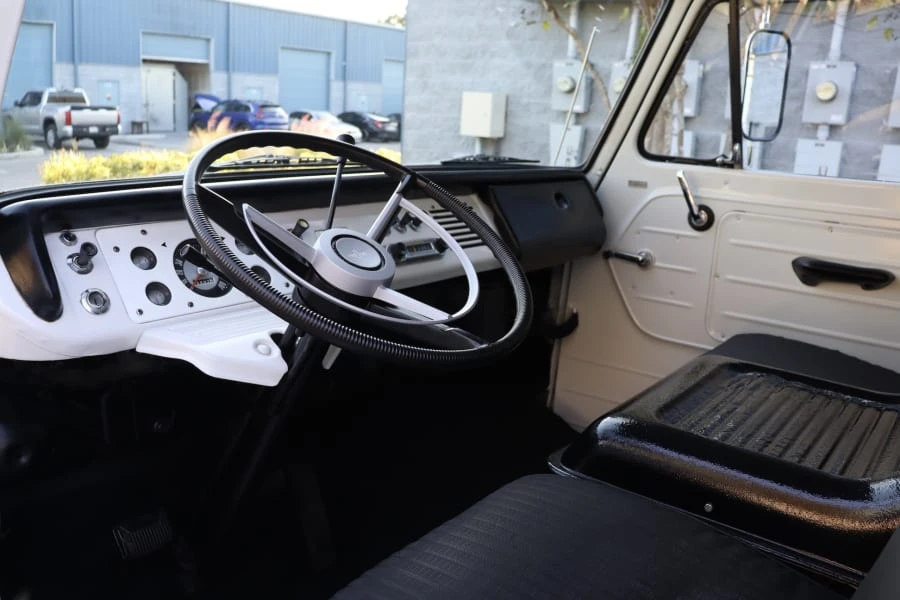 1967 Ford Econoline Van - Image 21 of 31