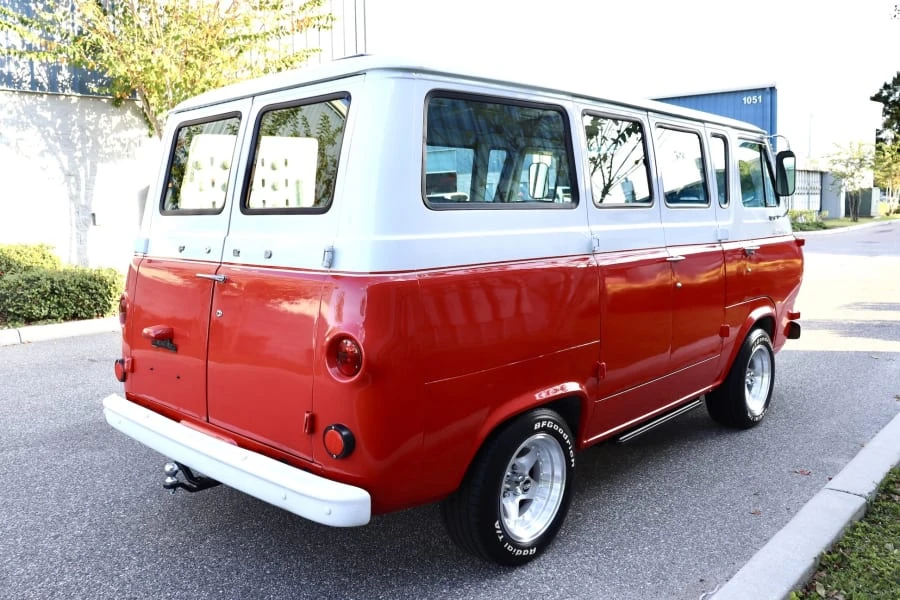 1967 Ford Econoline Van - Image 6 of 31
