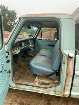 1967 Ford F-100