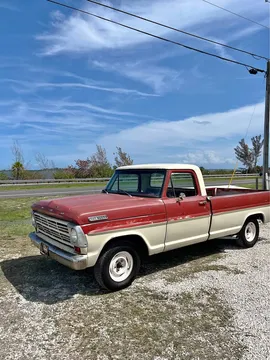 1967 Ford F-100