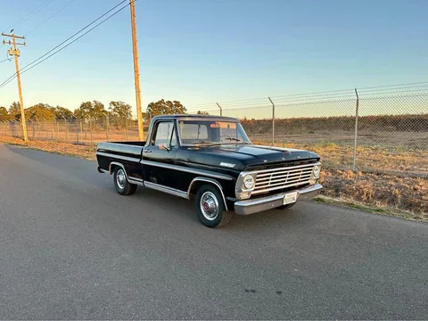 1967 Ford F-100 F100