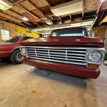 1967 Ford F-100 Short Bed