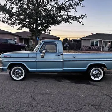 1967 Ford F-250 HD Long Bed