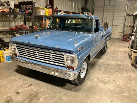 1967 Ford F-250 Long Bed
