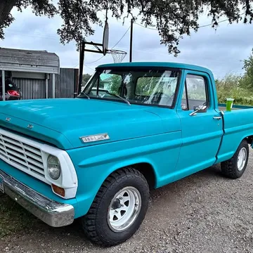 1967 Ford F1 Short Bed