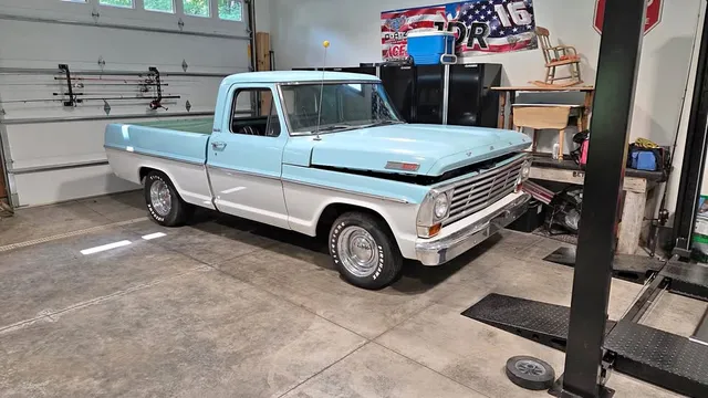 1967 Ford F100 1/2 ton · 2 door