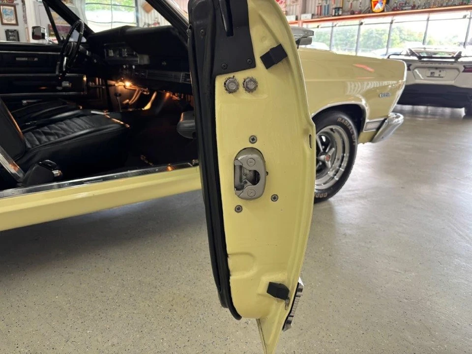 1967 Ford Fairlane 5th Gen - Image 24 of 31